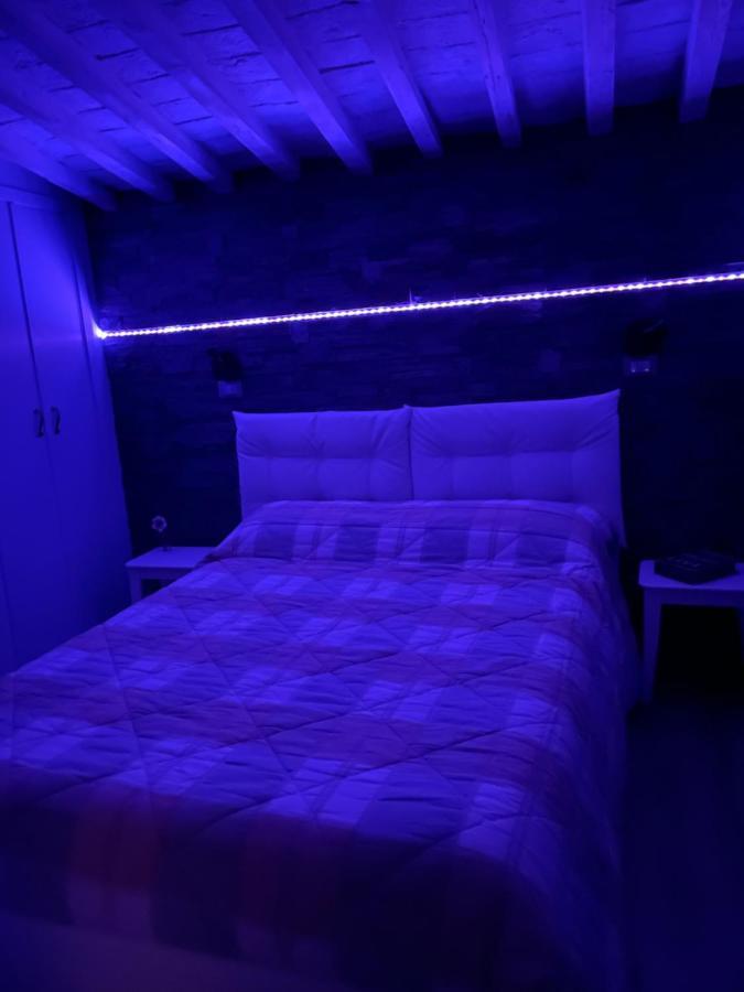 Il Cappellaio Matto Apartment Livorno Luaran gambar